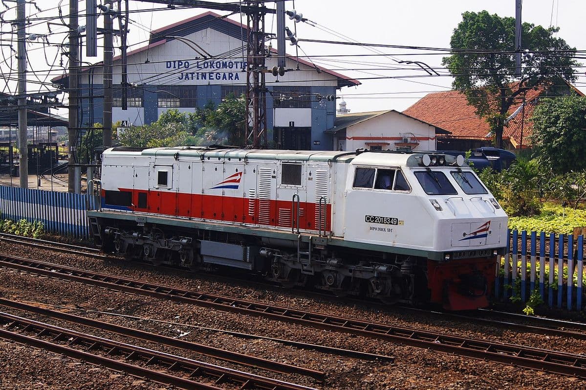 Tragedi Dini Hari di Rel Bekasi: Sebuah Nyawa Hilang Tanpa Jejak Identitas