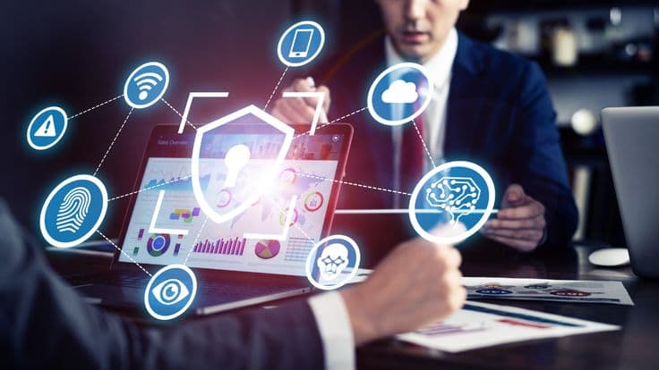 Menyulam Keamanan di Era Digital: Dari CCTV hingga Firewall, Mengapa Kita Butuh Strategi yang Menyeluruh?