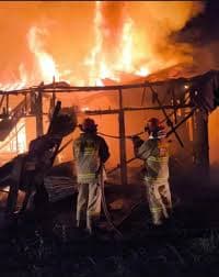 Dibalik Asap Tebal di Bekasi: Kisah Pabrik Plastik yang Hangus dan Pelajaran Berharga untuk Industri Nasional