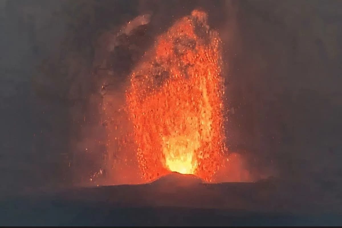 Gunung Anak Krakatau Mulai Tenang? Ini Arti di Balik Fase Peluruhan Erupsi